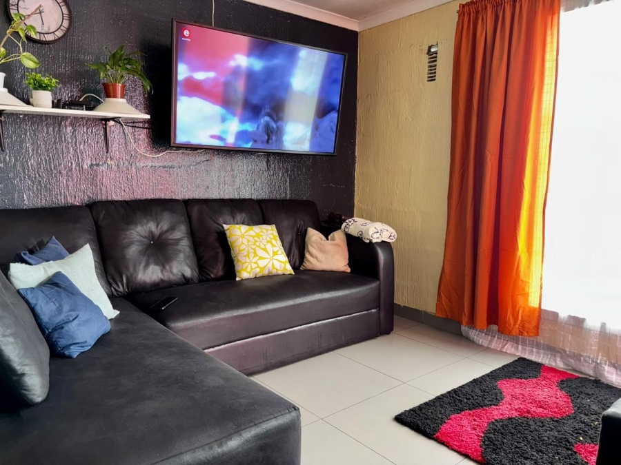 2 Bedroom Property for Sale in Tafelsig Western Cape